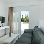 Apartament Voula *